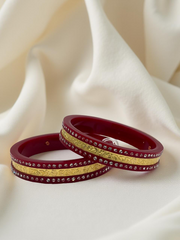 Dazzling Daily Elegance: 22K Gold Chip Daimond Comfort Bangles (Set of 2)