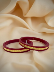 Dazzling Daily Elegance: 22K Gold Chip Comfort Bangles (Set of 2)
