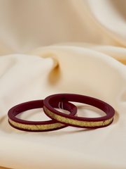 Dazzling Daily Elegance: 22K Gold Chip Comfort Bangles (Set of 2)