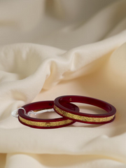 Dazzling Daily Elegance: 22K Gold Chip Comfort Bangles (Set of 2)