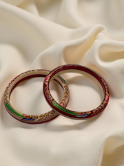 Exquisite Hand-Painted Red & Cream Khadak Bangles with 22k (916) Gold