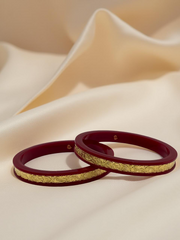 Dazzling Daily Elegance: 22K Gold Chip Comfort Bangles (Set of 2)