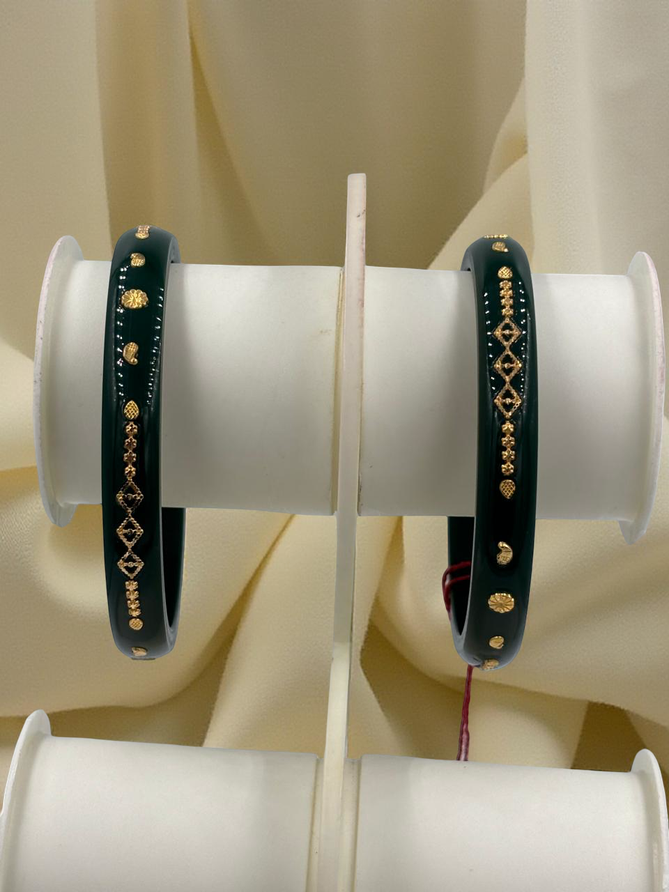 Exquisite Elegance: 22K Gold Fancy Teliya Lightweight Bangles (Set of 2)