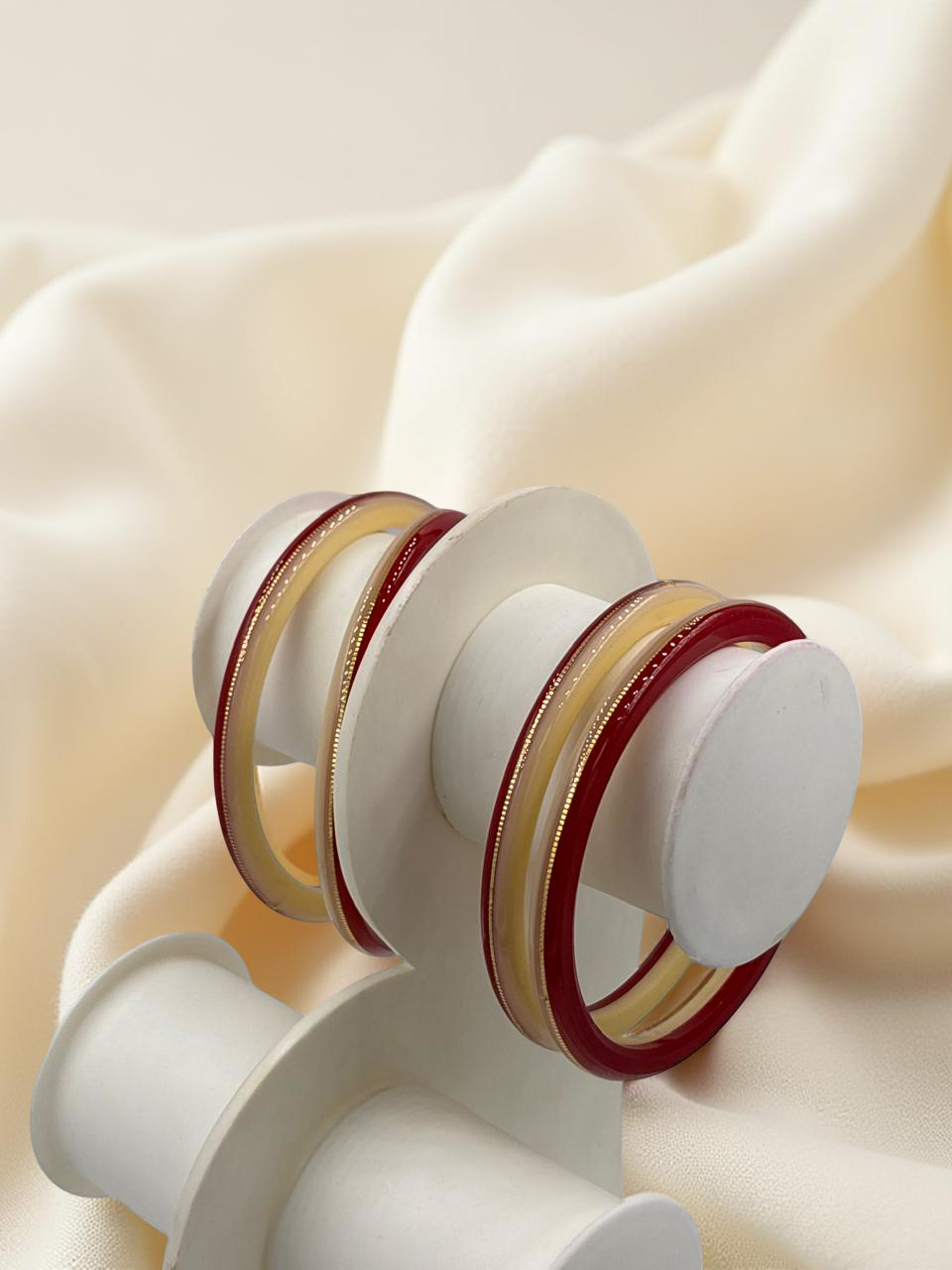 22K Gold Red & Cream Khadak Bangles 4Pcs