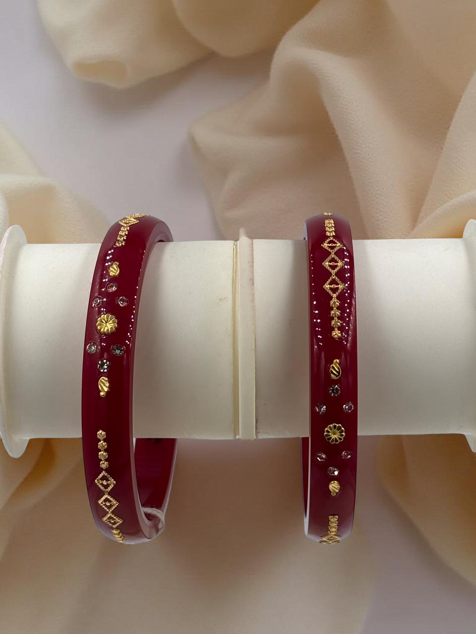 Exquisite Elegance: 22K Gold Fancy Teliya Lightweight Bangles (Set of 2)