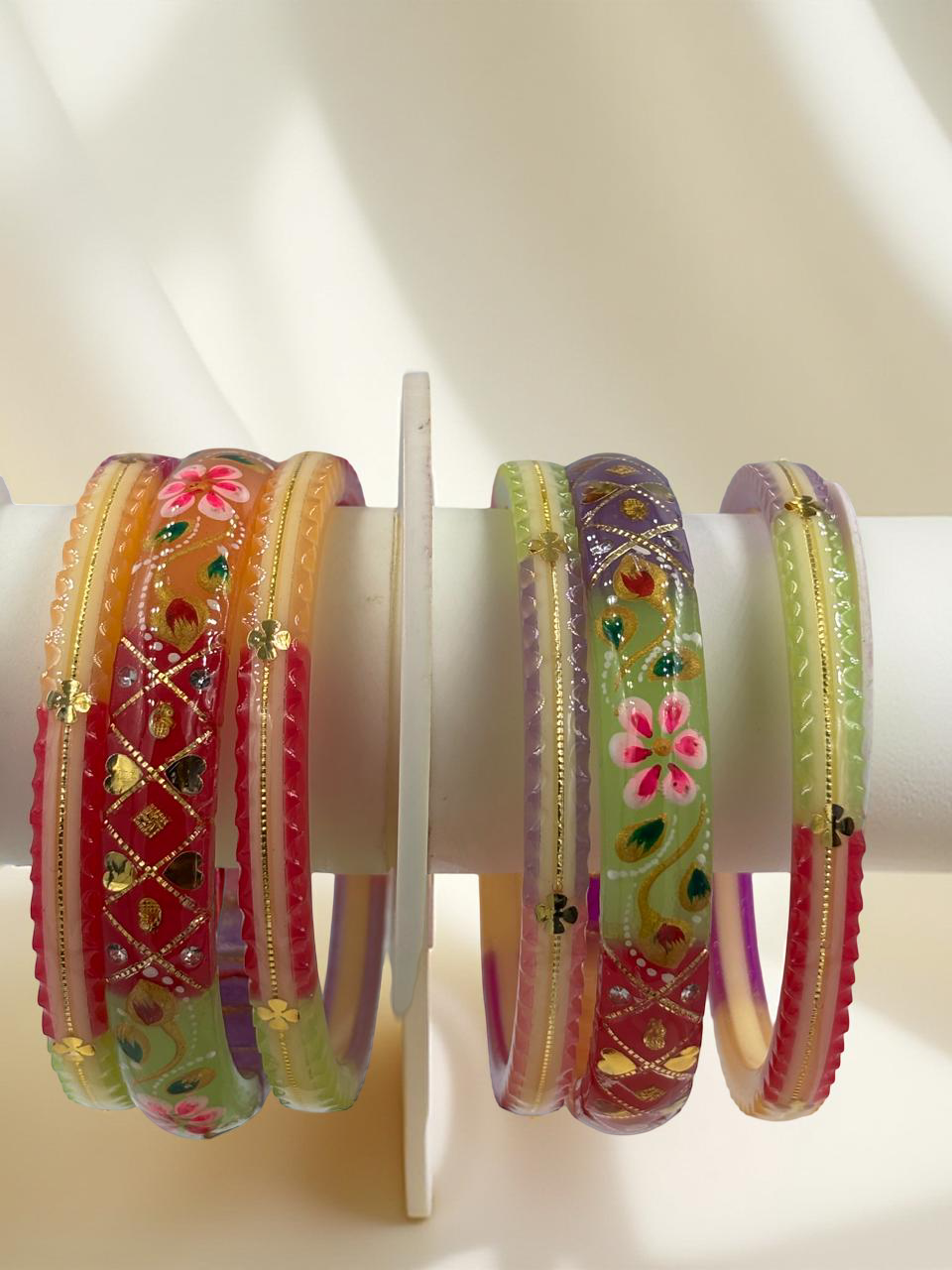 22k Lightweight Gold Bangle Variya Set With Stickers